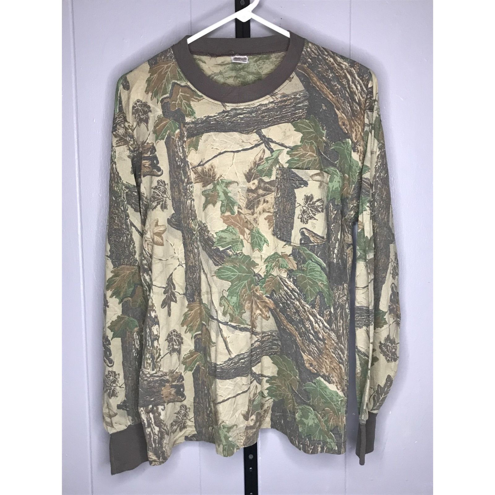 Other Vintage Trebark Camo Shirt mens LG Long Sleeve Single Stitch Size US L / EU 52-54 / 3 - 1 Thumbnail