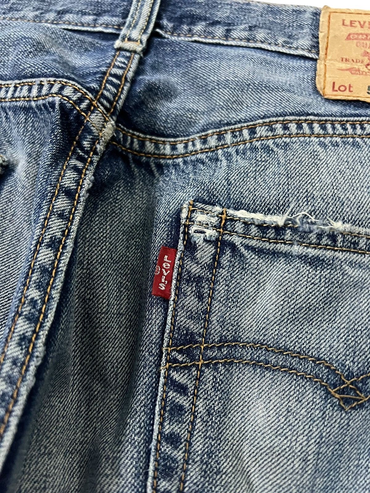 Levi's Vintage Levis 501 1966 Special Edition Distress Jean Size US 30 / EU 46 - 15 Thumbnail