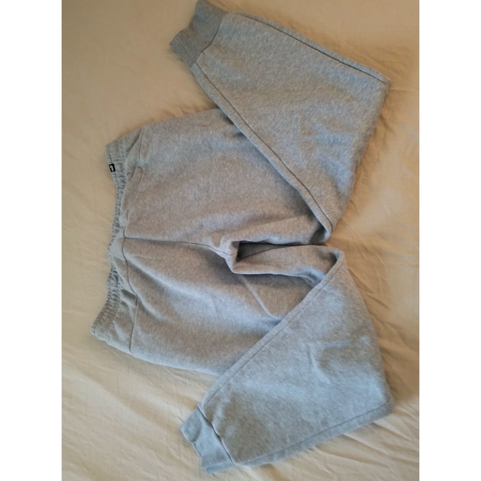 Puma PUMA Mens Athletic Jogger Pants XL Gray Athletic Gym Workout Regular Size Pants Mens XL Gray Jogger Size US 36 / EU 52 - 2 Thumbnail