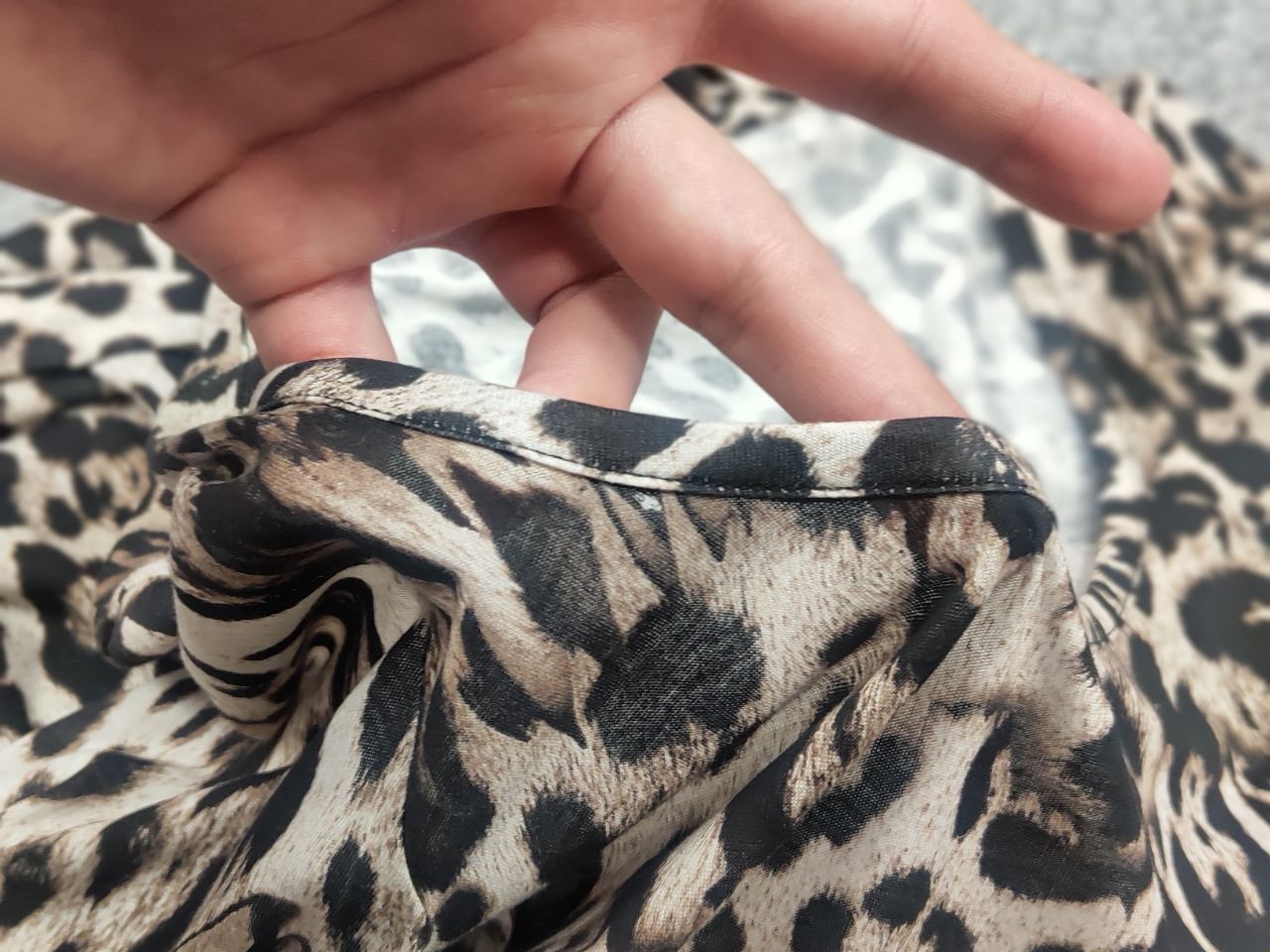 Just Cavalli Just Cavalli Design Leopard Animal Beige Print Midi Dress Size S / US 4 / IT 40 - 19 Thumbnail