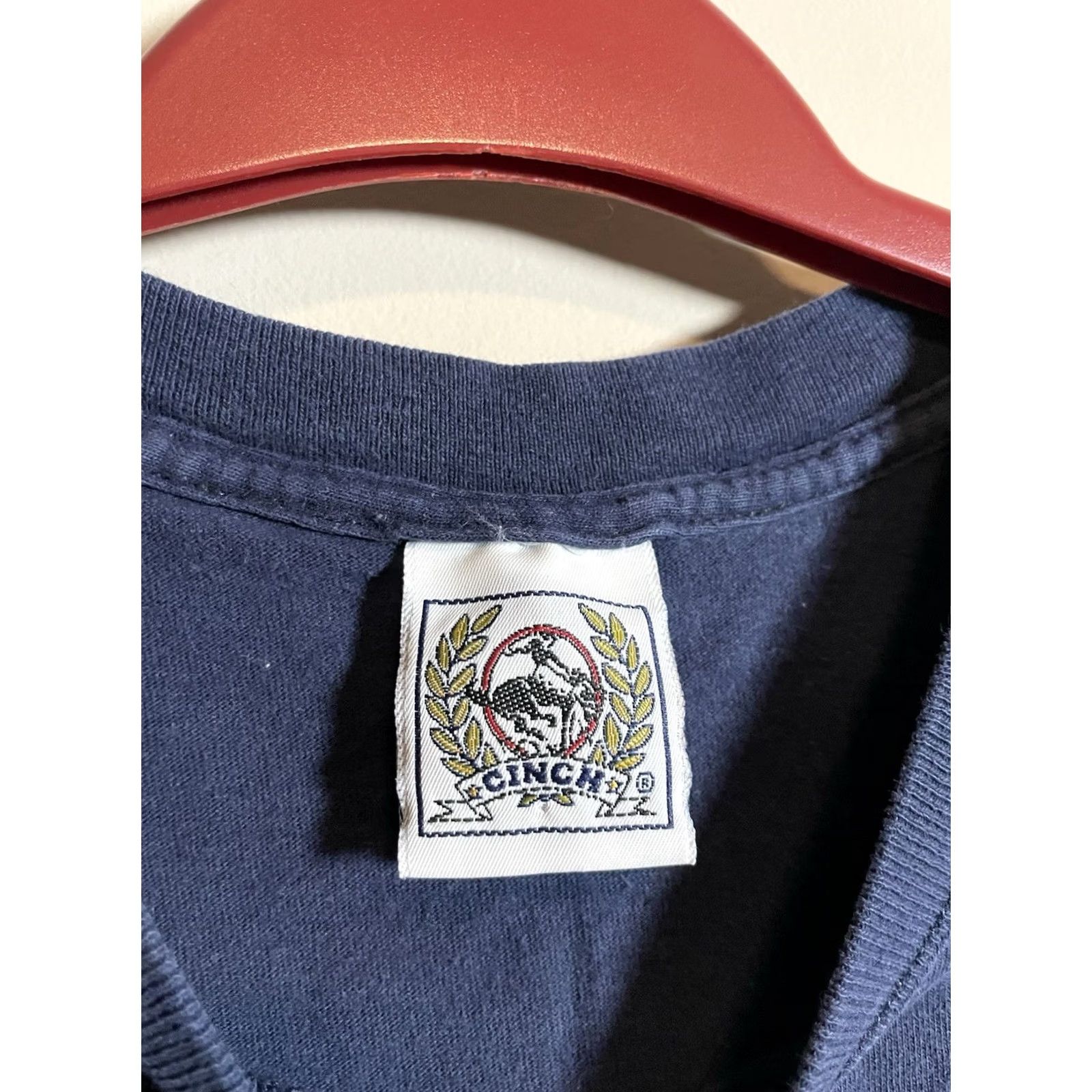 Vintage Cinch Logo Crew Neck T Shirt Short Sleeve Sunset Blue L Men's Shirt Graphic Print Vintage: No, 21" Pit to Pit, 28" Length, Easy Care, USA Theme Size US L / EU 52-54 / 3 - 6 Thumbnail