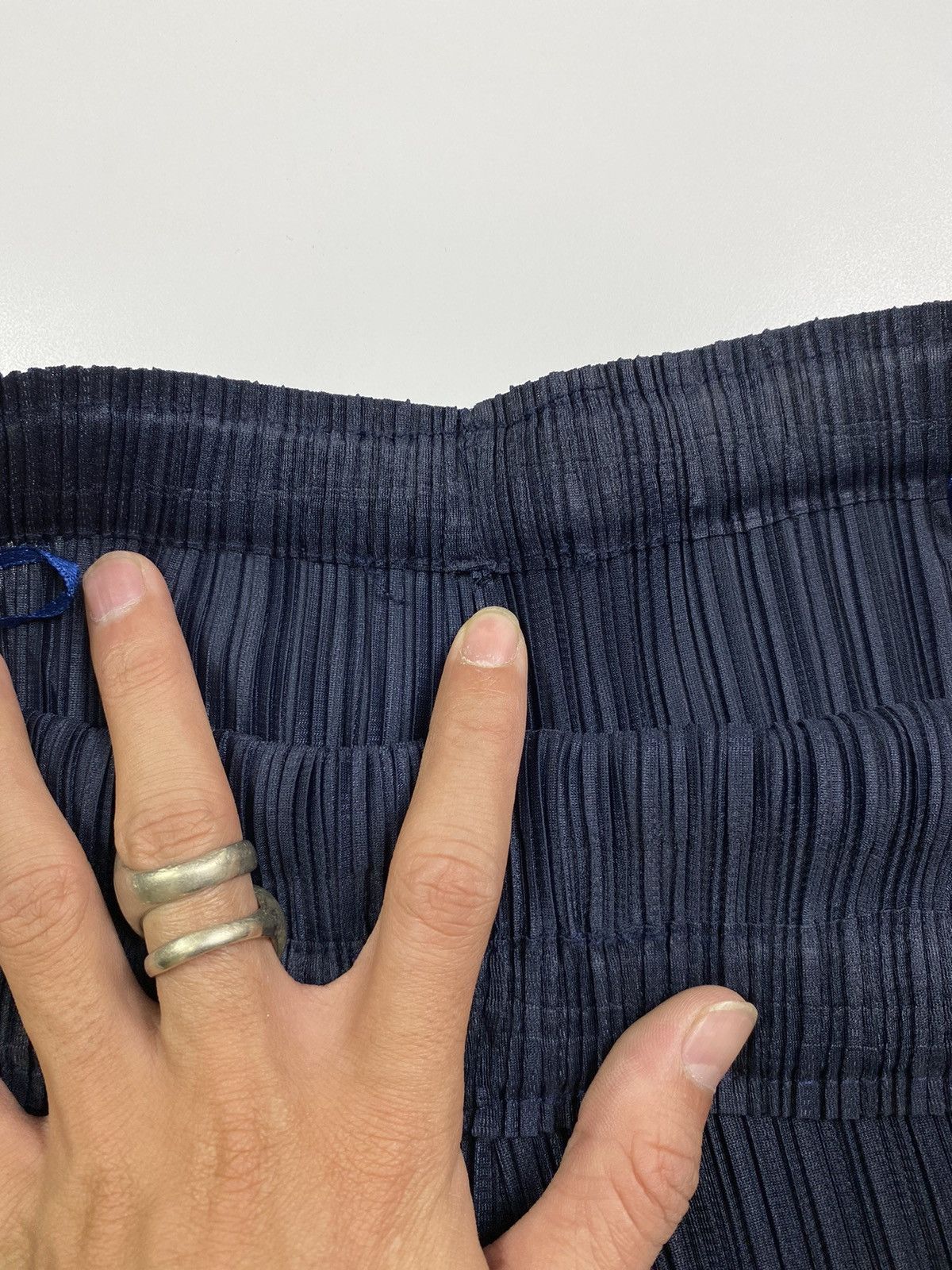 Designer × Issey Miyake × Pleats Please Issey Miyake pleated issey miyake pleatsplease trouser pant lost tag Size US 28 / EU 44 - 5 Thumbnail