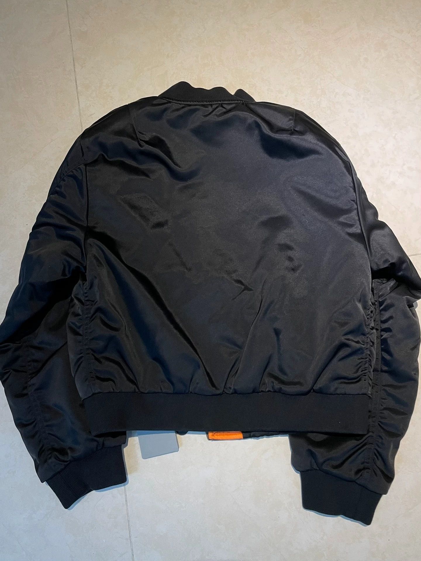 Balenciaga Balenciaga Shrunk SS23 Ma1 Slim Black M Rihanna Nihken New Size US M / EU 48-50 / 2 - 3 Thumbnail