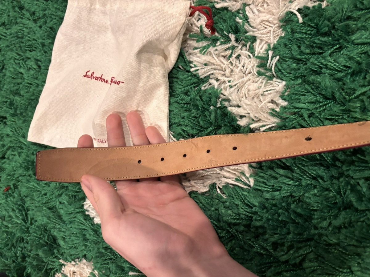Salvatore Ferragamo Salvatore Ferragamo red leather belt Size 34 - 3 Thumbnail
