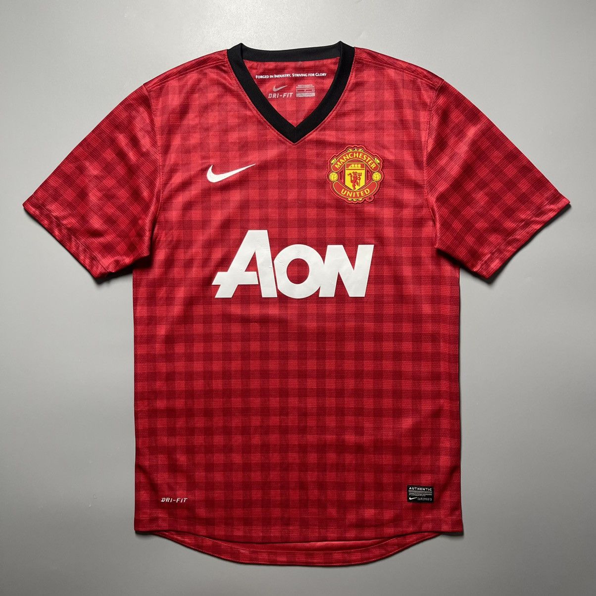 Vintage MAN UNITED NIKE 2012/2013 FOOTBALL HOME JERSEY #7 VALENCIA Size US S / EU 44-46 / 1 - 2 Thumbnail