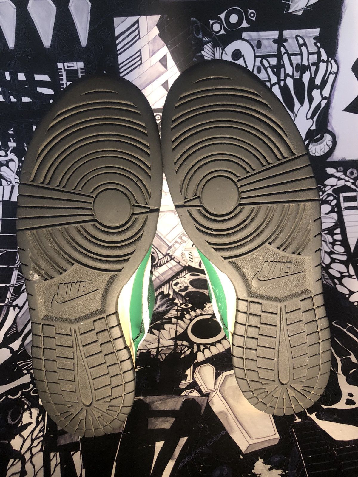 Nike 2008 Nike Dunk Low CL Pine Green / Black / White / Yellow Size US 13 / EU 46 - 11 Thumbnail