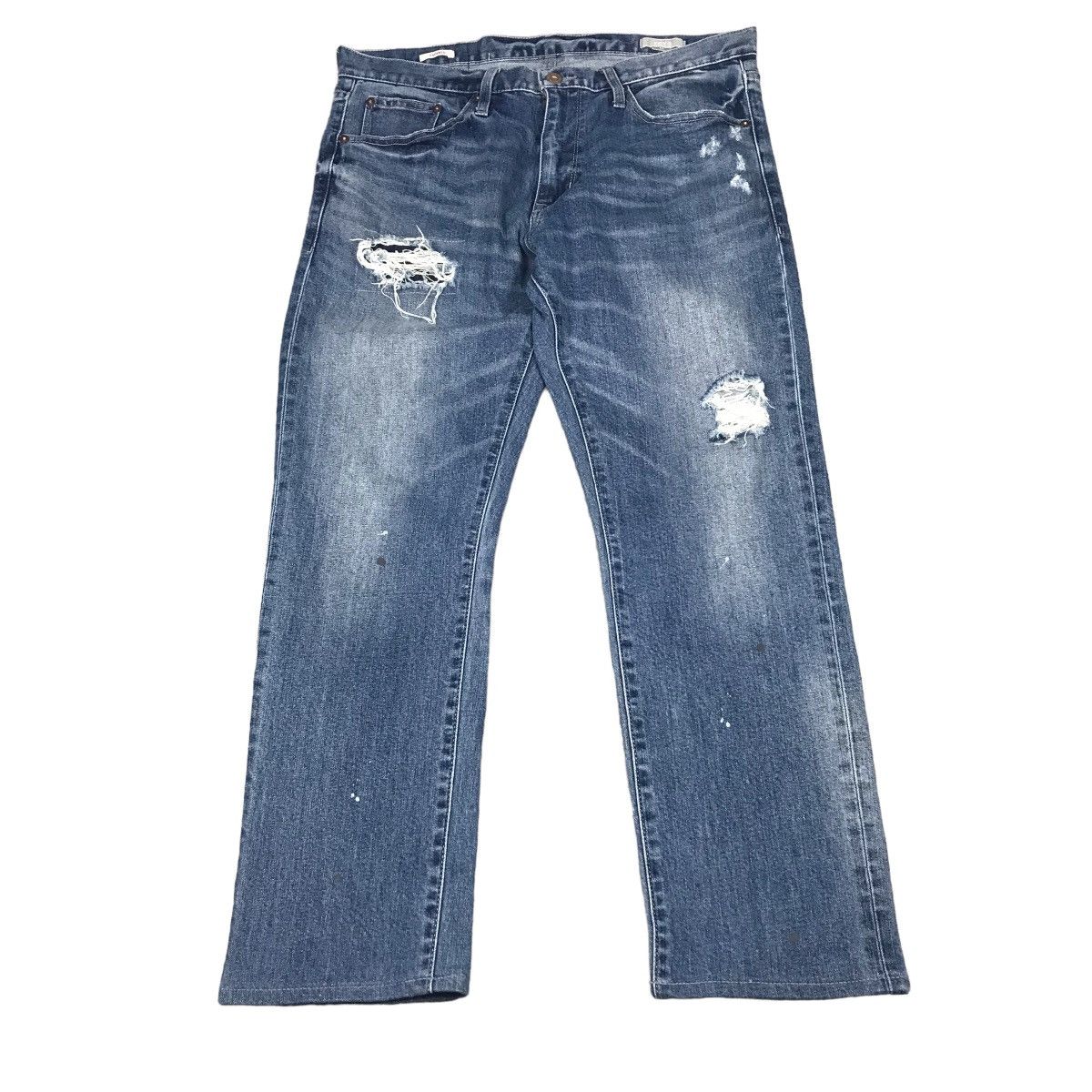 YEVS DISTRESSED BLUE DENIM PANTS