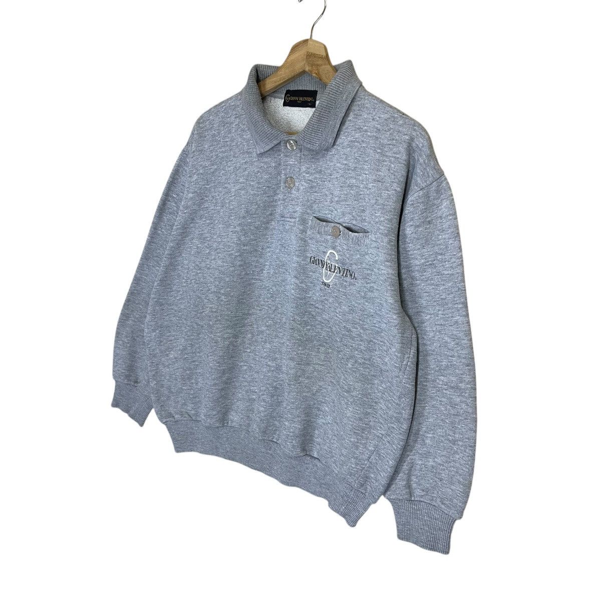 Gianni Valentino Gianni Valentino Small Logo Sweatshirt Baggy Size Small Size US S / EU 44-46 / 1 - 3 Thumbnail
