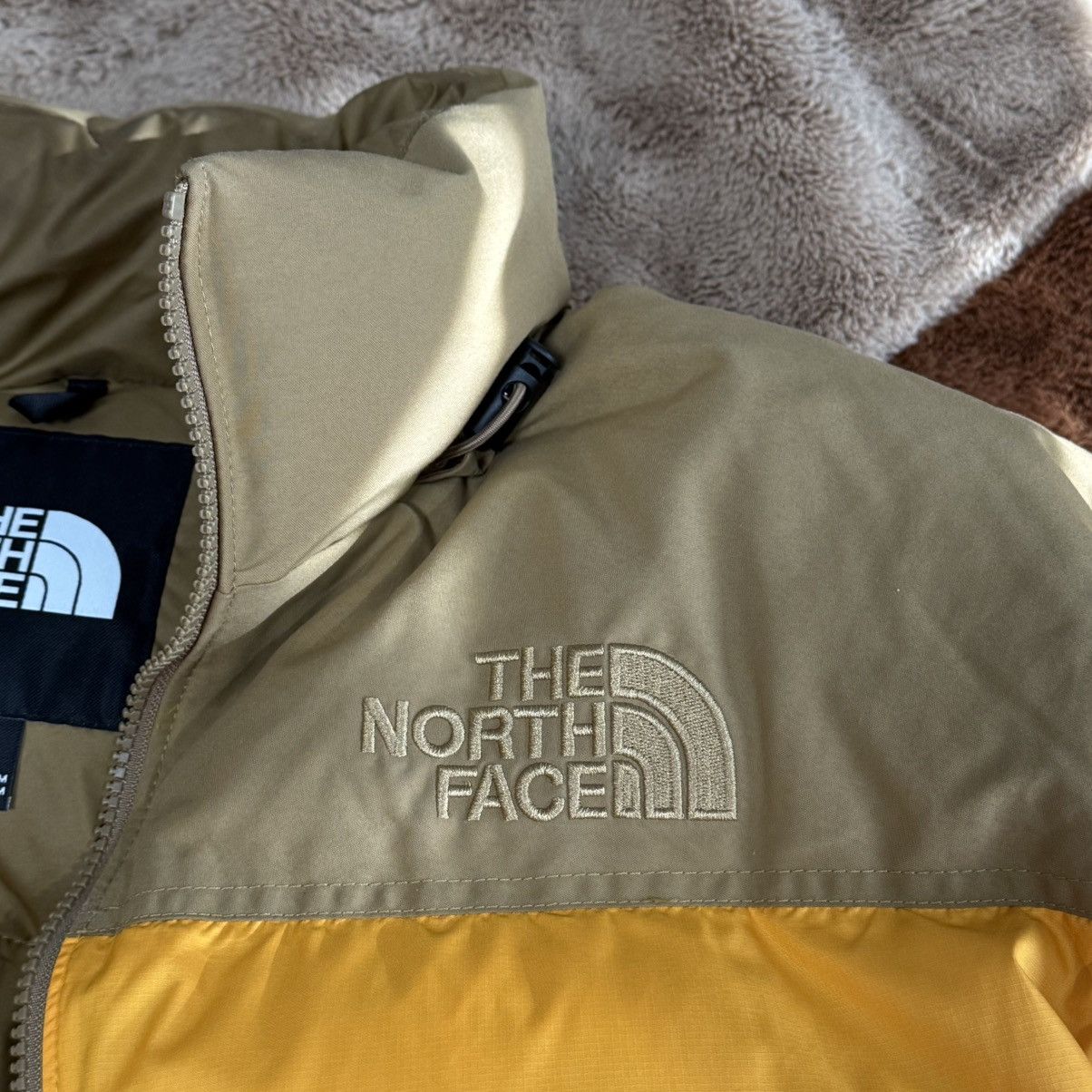The North Face North Face 600 Yellow Puffer With Tan Shoulder Pads Size US M / EU 48-50 / 2 - 3 Thumbnail