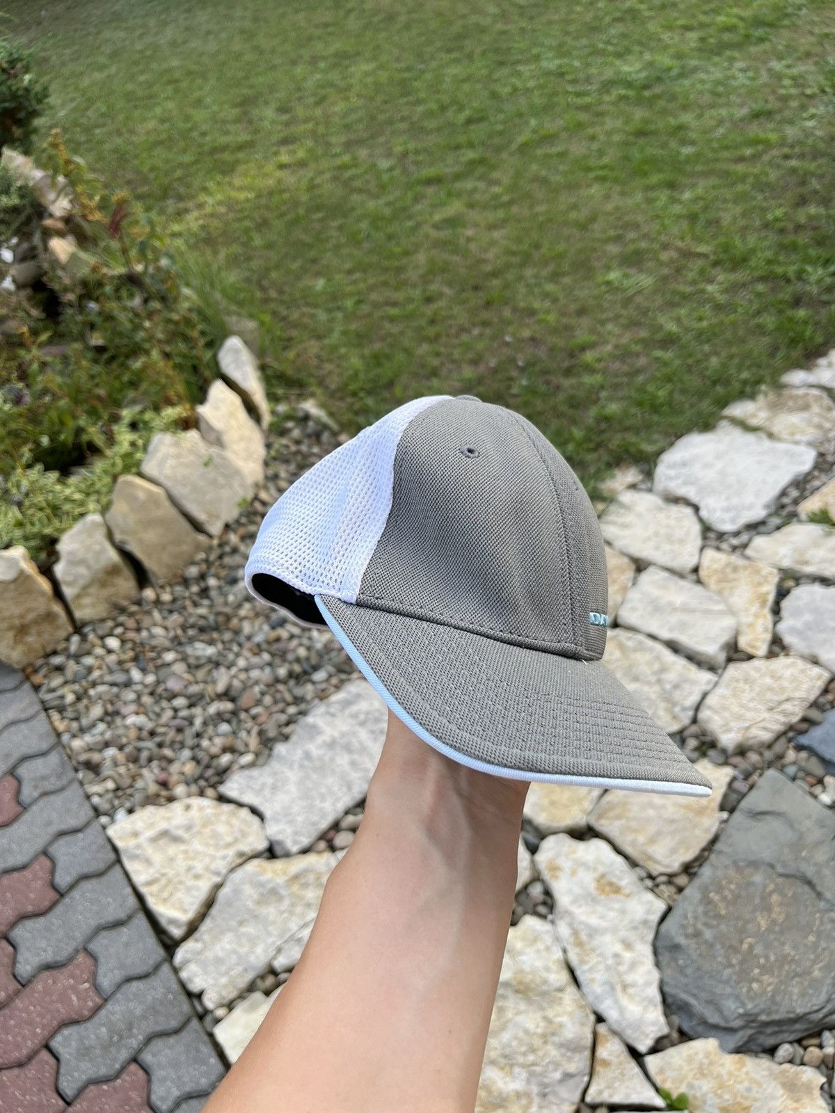 Oakley × Vintage Vintage Oakley y2k flex fit elastic band mesh logo cap hat Size 32 - 2 Thumbnail