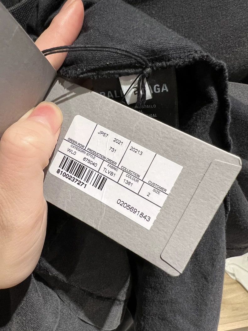Balenciaga Balenciaga Washed gray long-sleeved T-shirt with yellow le Size US M / EU 48-50 / 2 - 5 Thumbnail