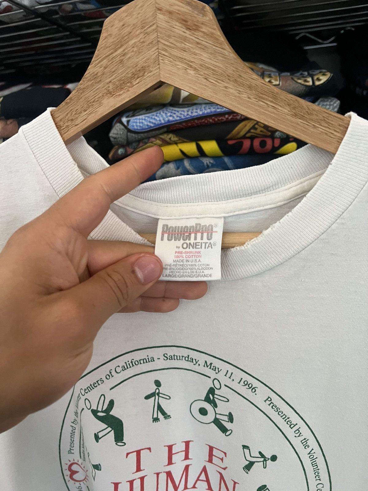 Vintage 1996 The Human Race Sandra Machan Art Single Stitch 90s Tee Size US L / EU 52-54 / 3 - 5 Thumbnail