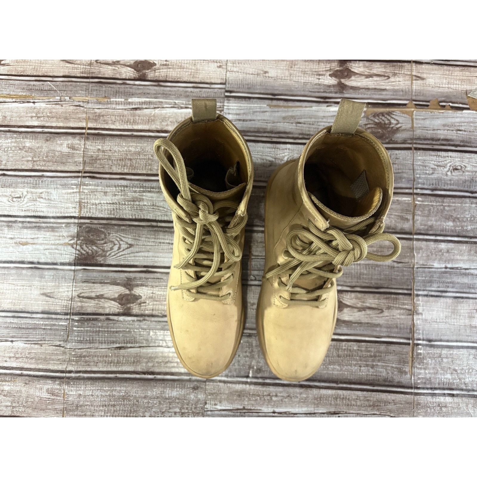 Yeezy YEEZY Season 5 nubuck combat boots size 40 US 7 color taupe Size US 7 / EU 40 - 10 Thumbnail