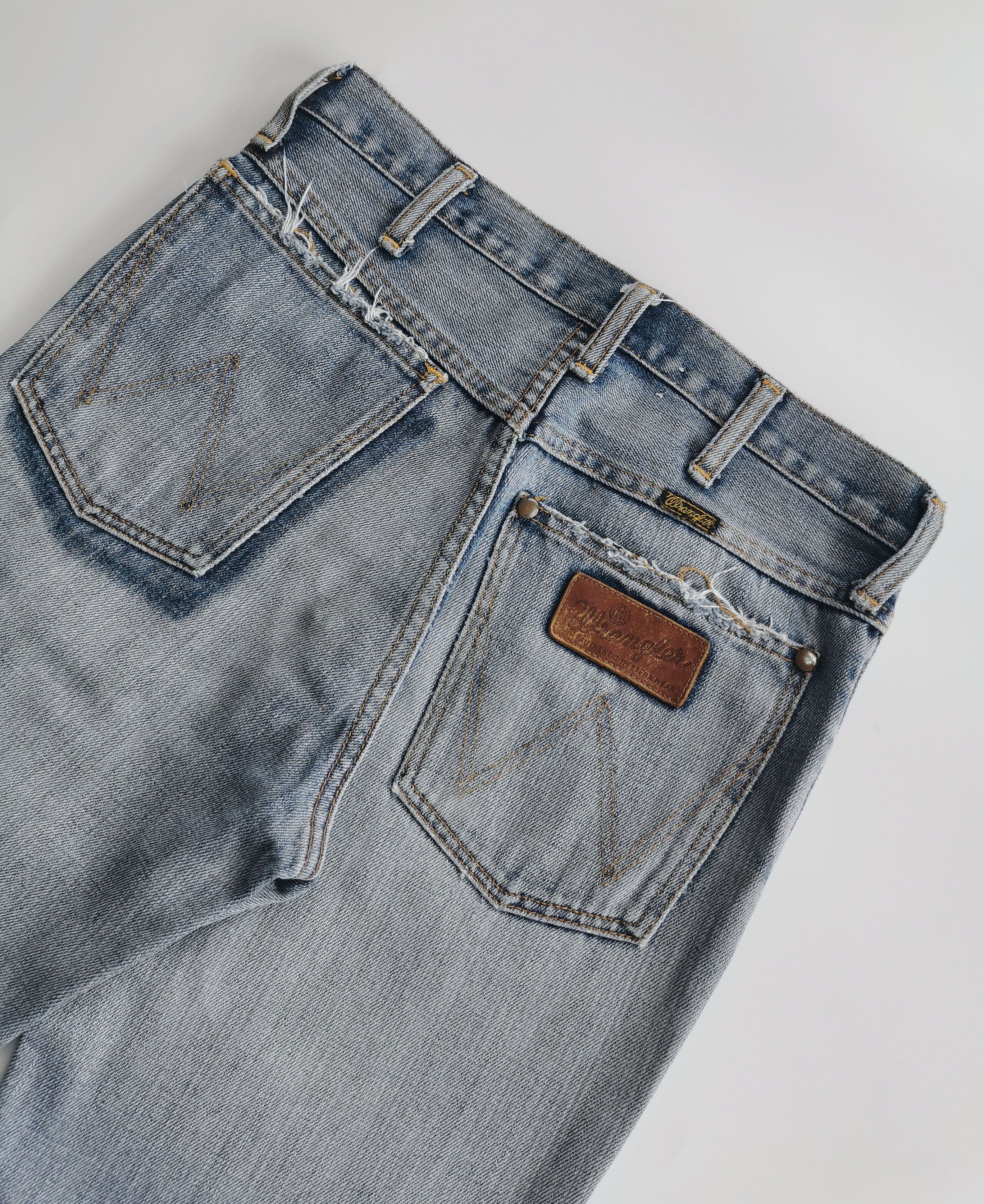 Tornado Mart Vintage Wrangler FlareBootcut Distressed Style Tornado Mart Size US 28 / EU 44 - 10 Thumbnail