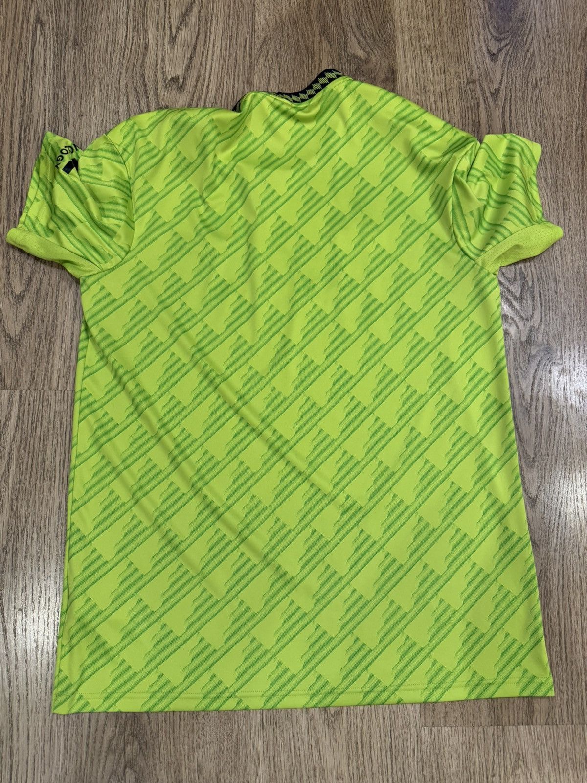 Adidas MANCHESTER UNITED 2022 2023 FOOTBALL JERSEY ADIDAS HE2981 L Size US L / EU 52-54 / 3 - 12 Thumbnail