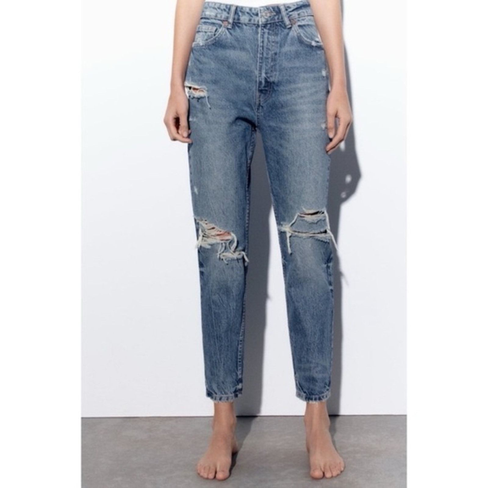 Zara Zara High Waisted Mom Fit Distressed Denim Jeans Womens 6 Size 28" / US 6 / IT 42 - 3 Thumbnail