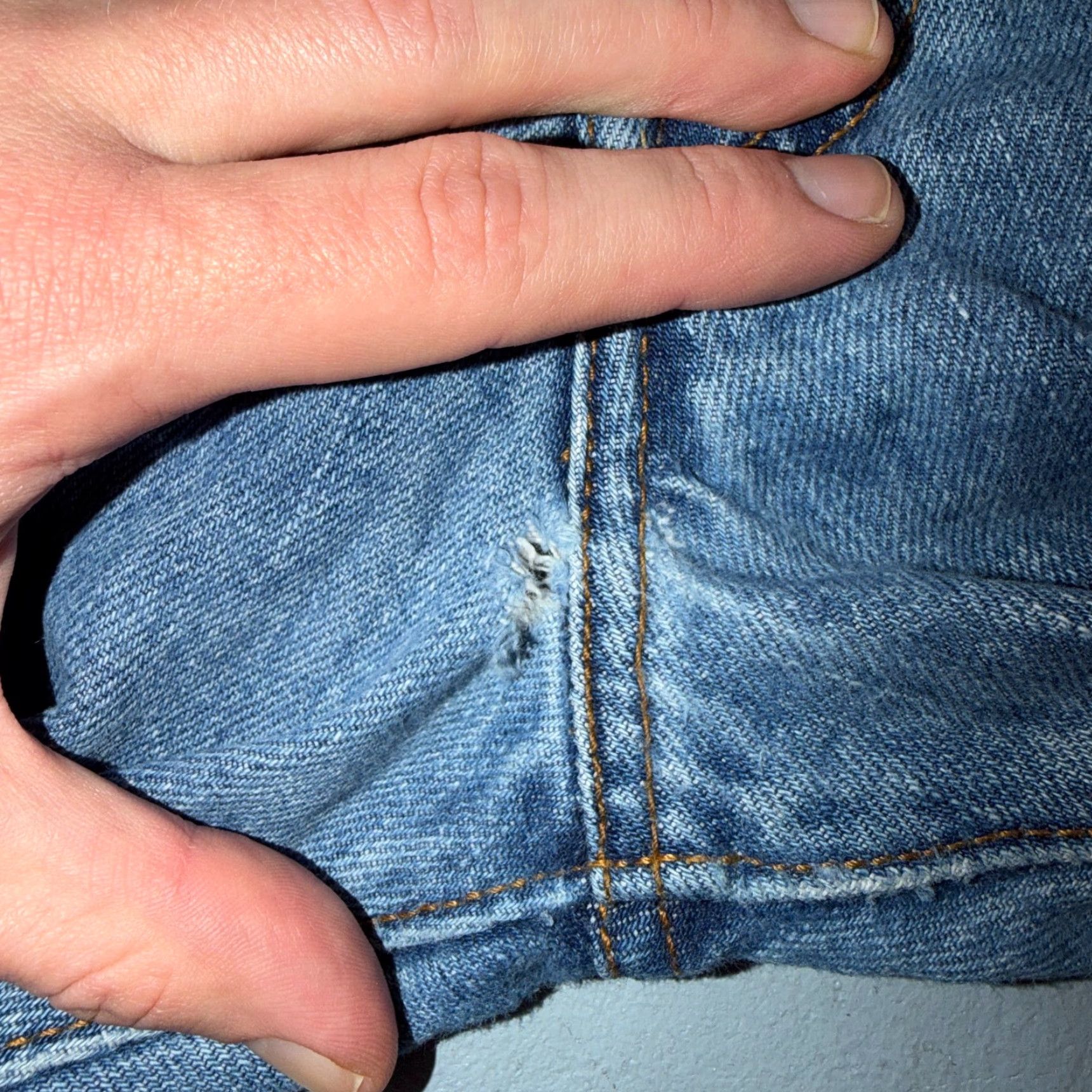 Levi's VINTAGE Levi's 501 Jeans Mens Denim Blue Light Wash 40x32 Straight 5-Pocket 90s Size US 40 / EU 56 - 7 Thumbnail