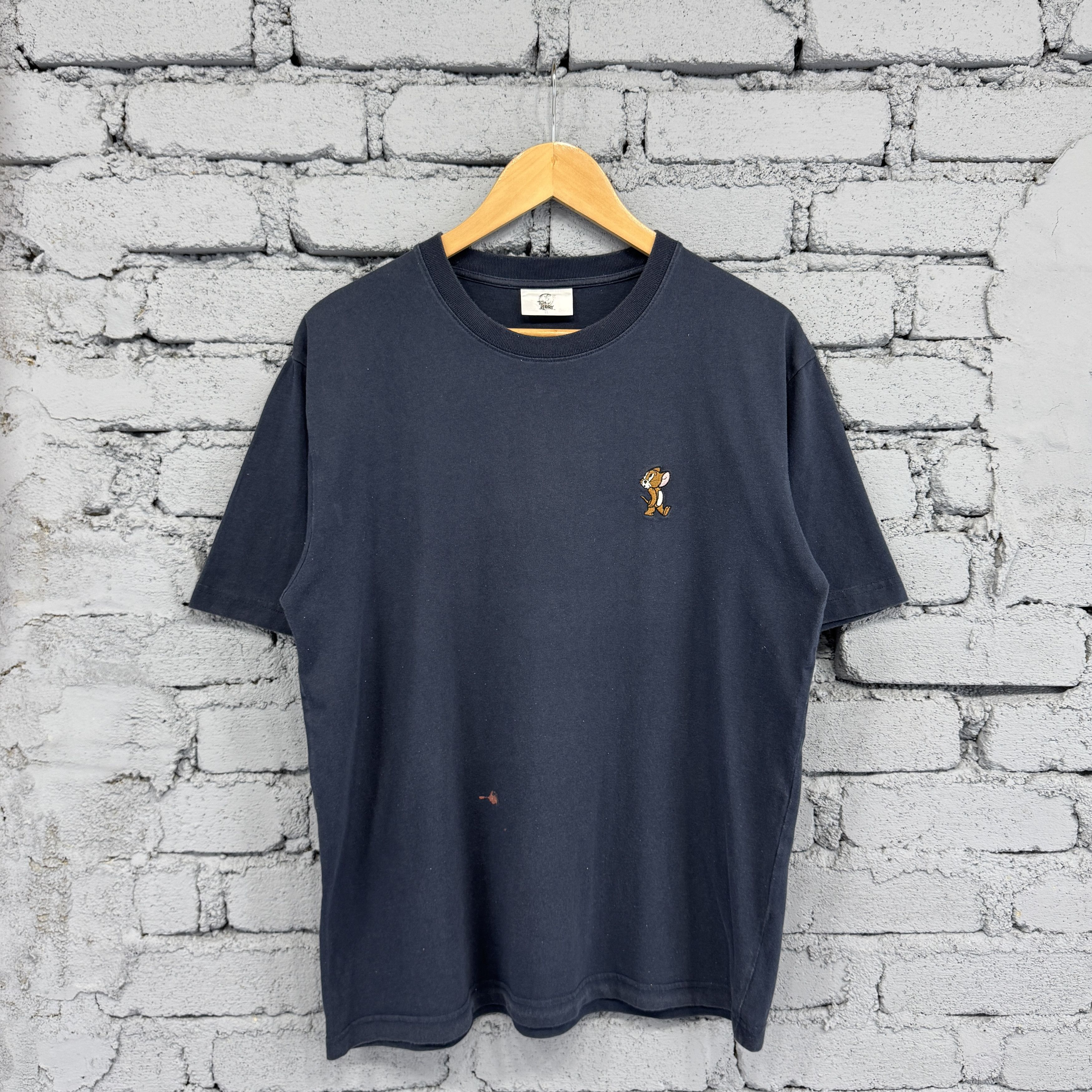 Vintage Tom & Jerry Big Logo Backhit Tshirt Sunfaded Size US L / EU 52-54 / 3 - 1 Thumbnail