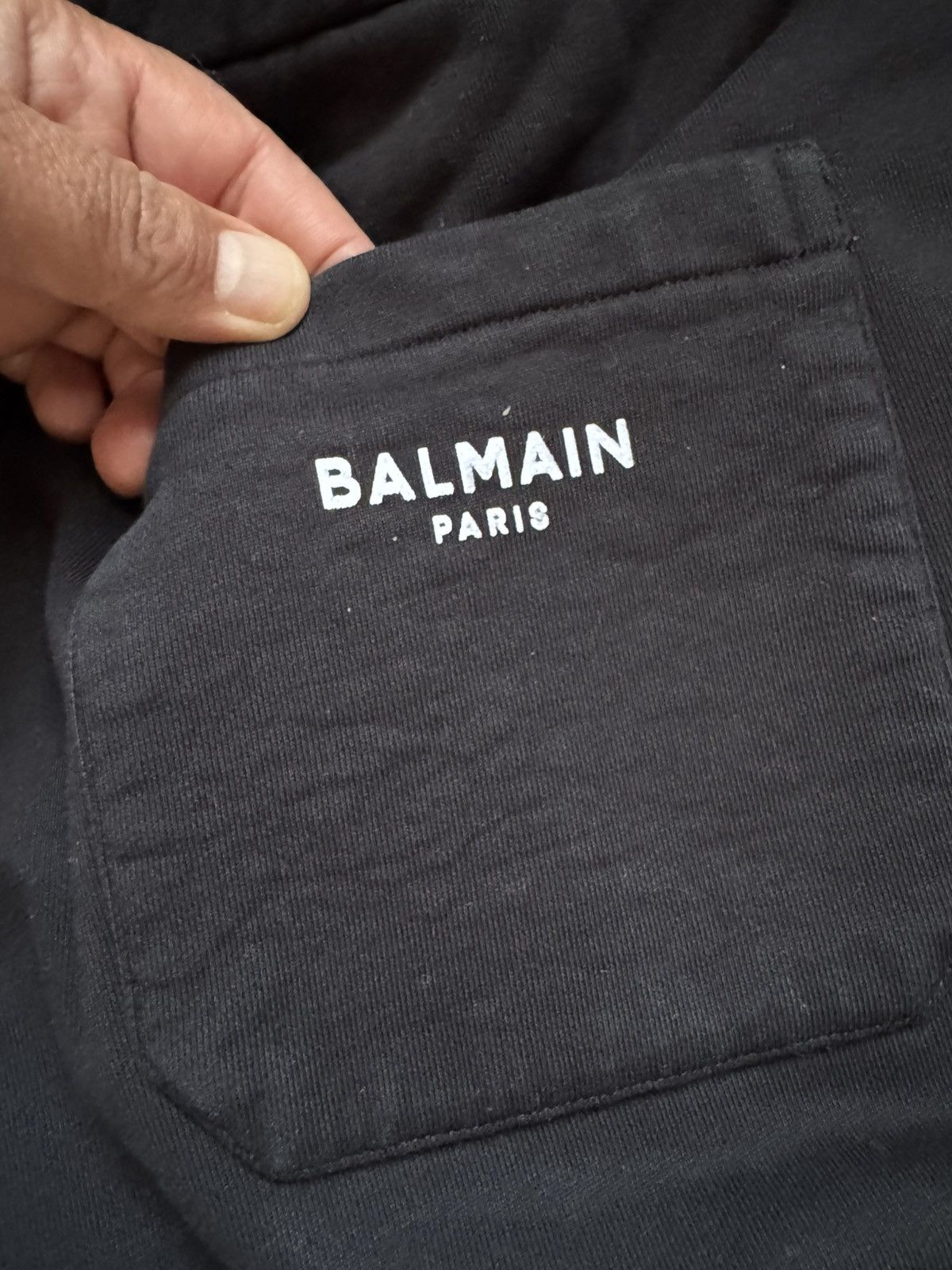 Balmain BALMAIN joggers STUDY/SEE real tape measurements in photos Size US 29 - 2 Thumbnail