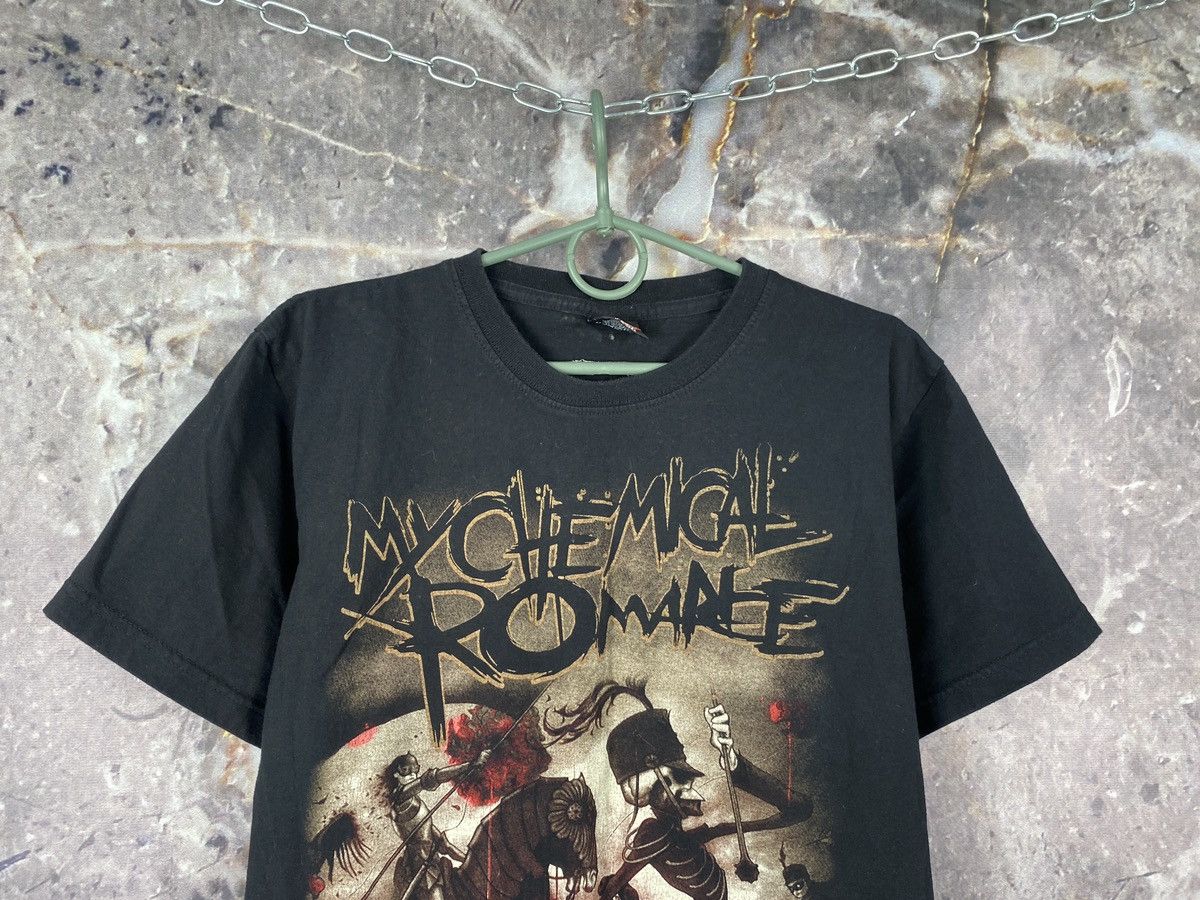 Band Tees Men’s My Chemical Romance T-Shirt Rock Band Size Medium Size US M / EU 48-50 / 2 - 2 Thumbnail