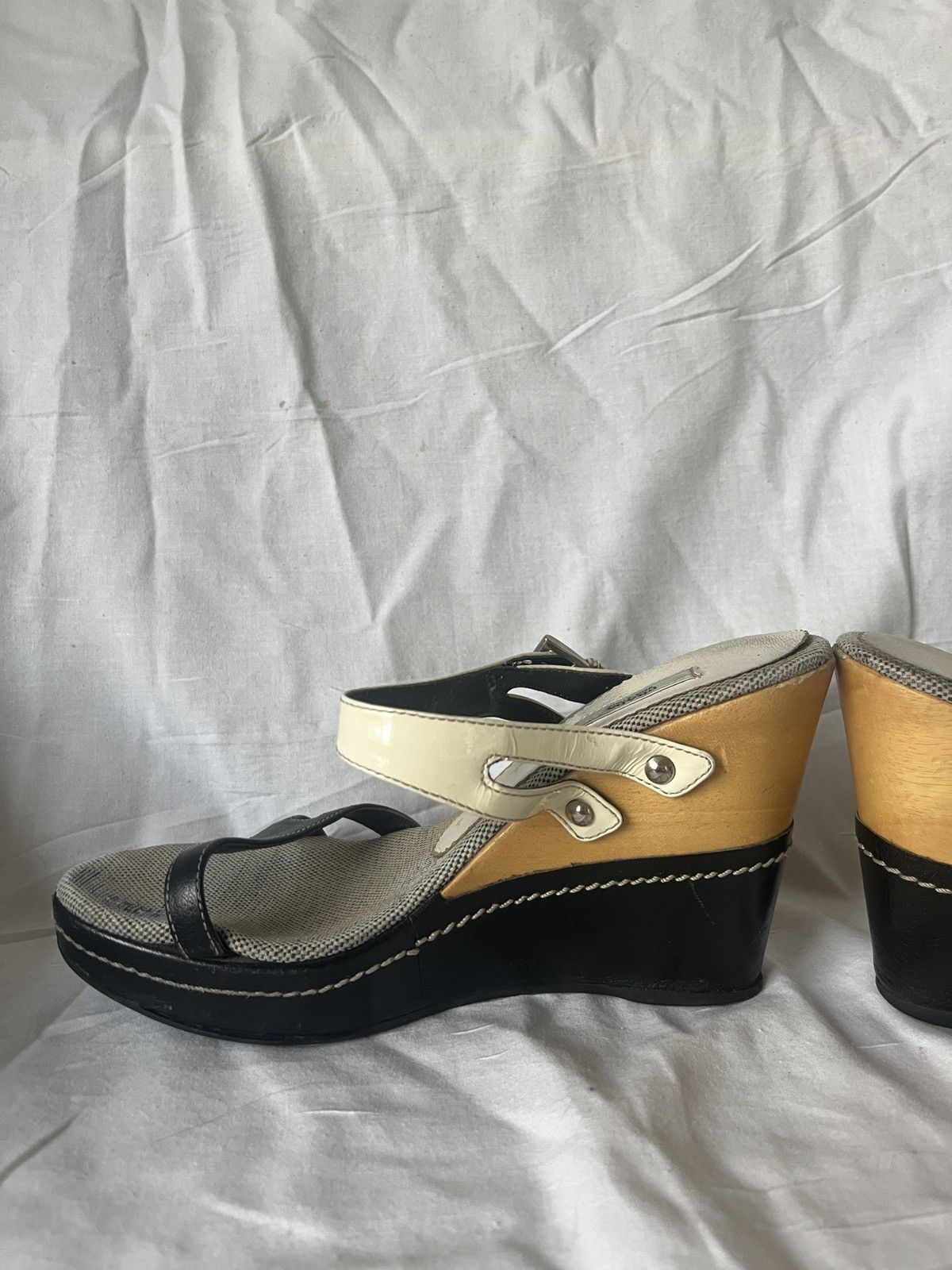 Prada Prada ivory wedge heels Size US 5.5 / IT 35.5 - 3 Thumbnail