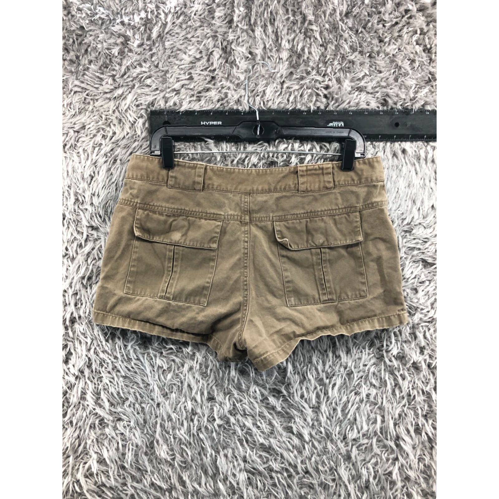 Old Navy Old Navy Chino Shorts Womens Size 10 Mid Rise Medium Wash Blue Size 32" / US 10 / IT 46 - 4 Thumbnail