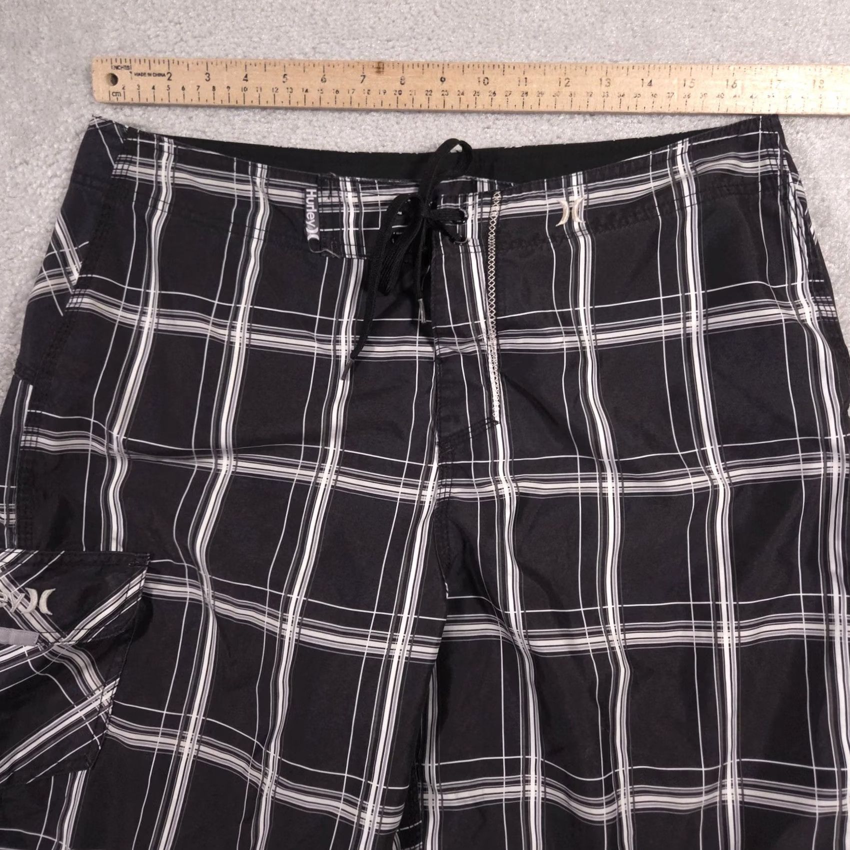 Hurley Hurley Shorts Mens Large Black White Plaid Board Shorts Swim Trunks 2009 Size US 34 / EU 50 - 7 Thumbnail