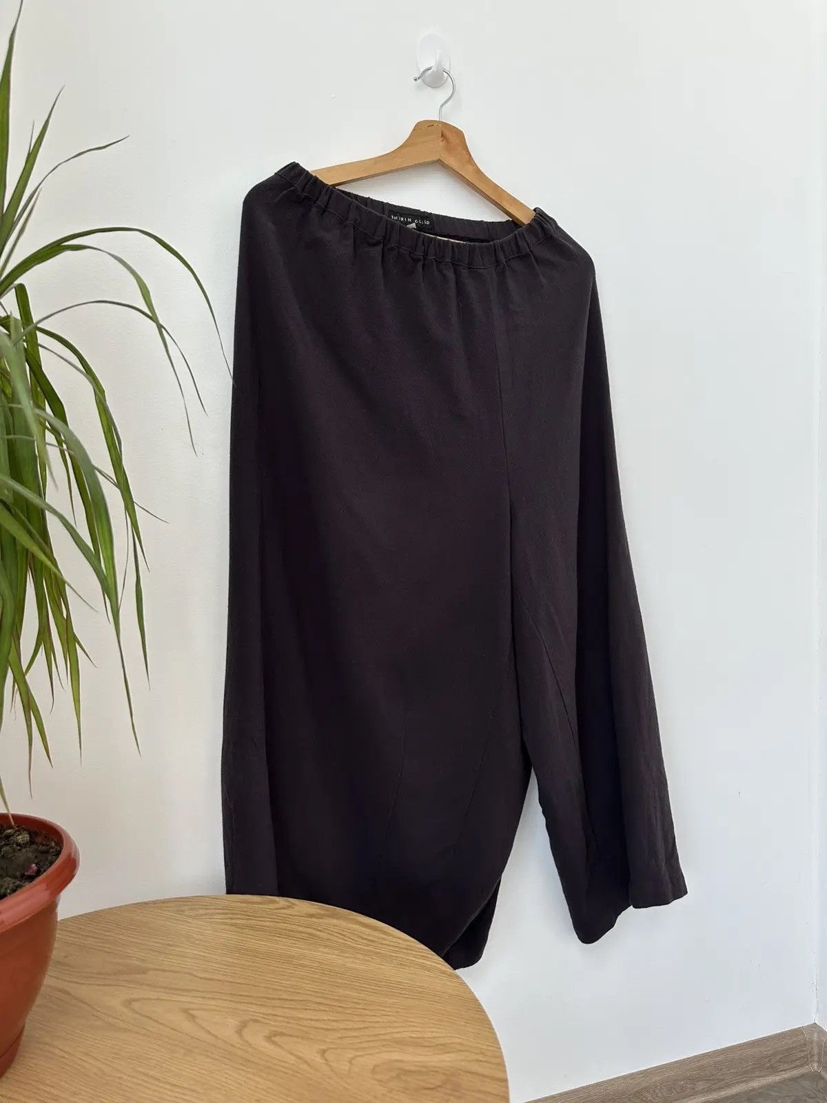 Japanese Brand Vintage Shirin Guild Wide Short Baggy 100% Wool women Pants Size US 28 / EU 44 - 8 Thumbnail