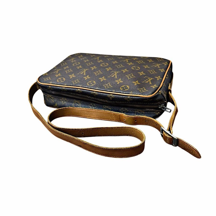 Louis Vuitton Authentic Vintage Louis Vuitton USA Sac Bandouliere Bag Size ONE SIZE - 5 Thumbnail