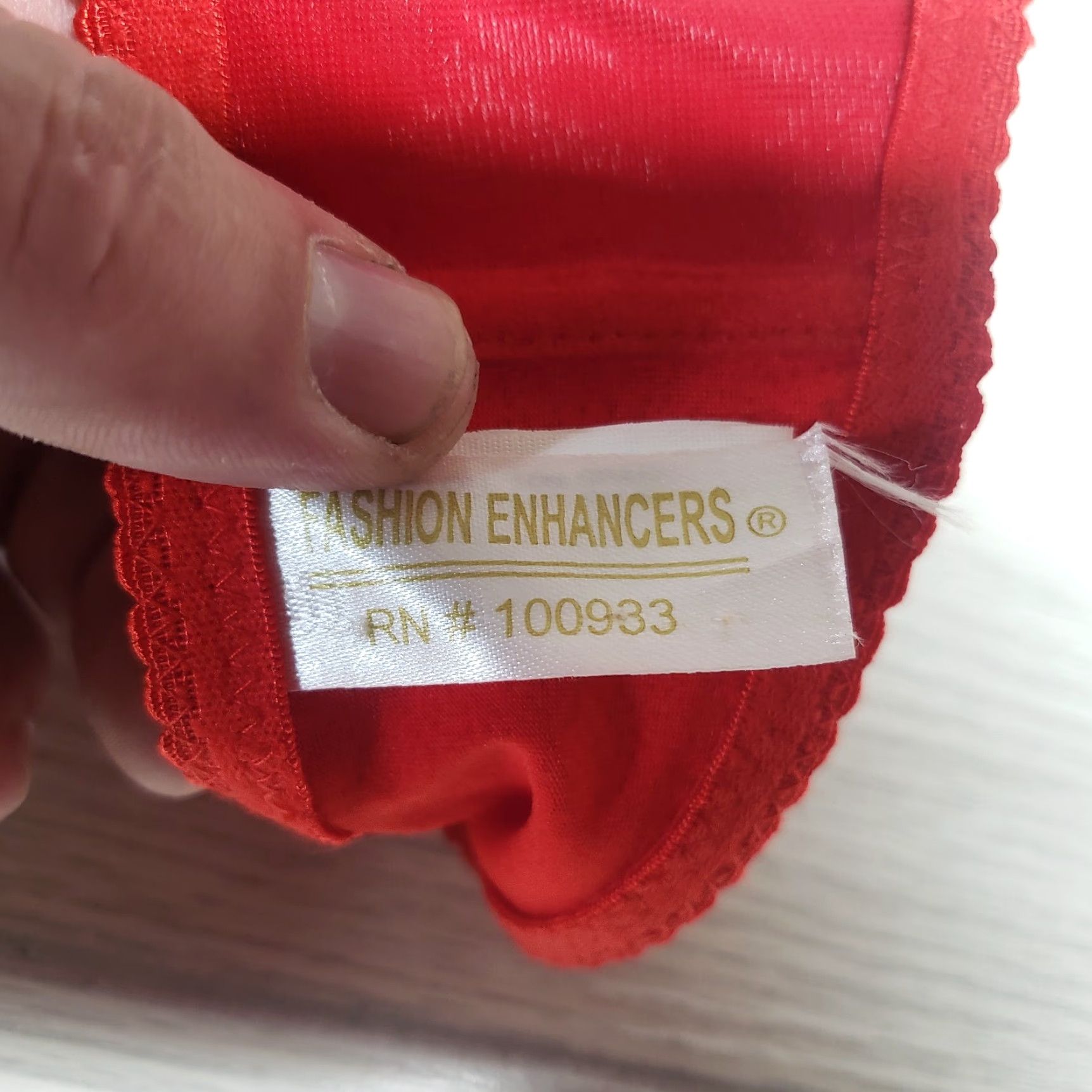 Vintage Fashion Enhancers Bra Red Strapless Women's 34A Shirt Womens 34A Red Strapless Bra Size ONE SIZE - 4 Thumbnail