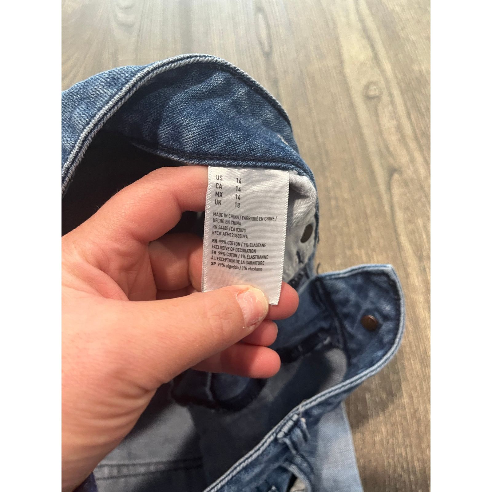 American Eagle Outfitters American Eagle Cut-Off Shorts Mid Rise Stretch Blue Size 14 Size 36" / US 14 / IT 50 - 5 Thumbnail