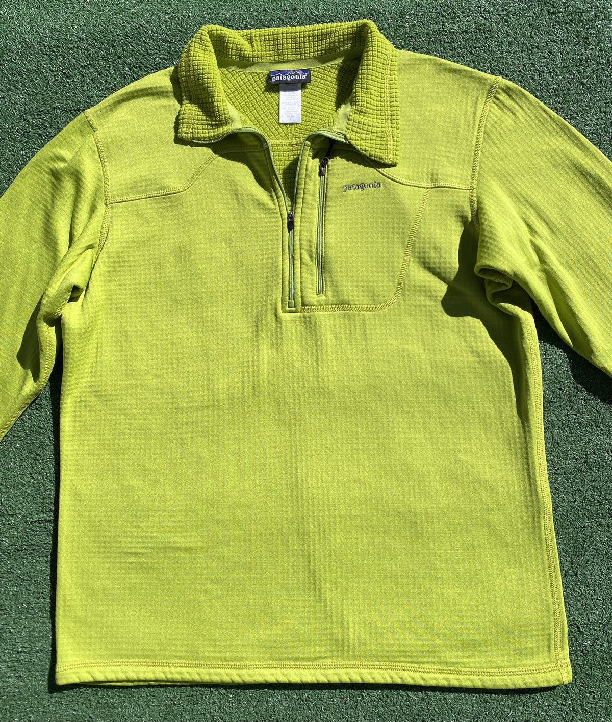 Patagonia Patagonia R1 Regulator Lime Green Waffle Grid Fleece Jacket Size US L / EU 52-54 / 3 - 3 Thumbnail