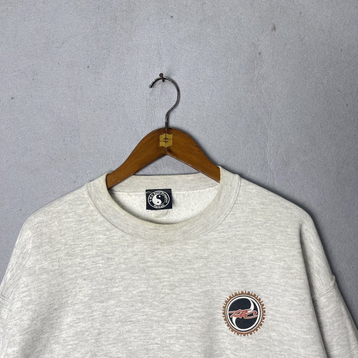 Vintage Vintage T&C Surf Designs Hawaii Sweatshirt Size US L / EU 52-54 / 3 - 5 Thumbnail