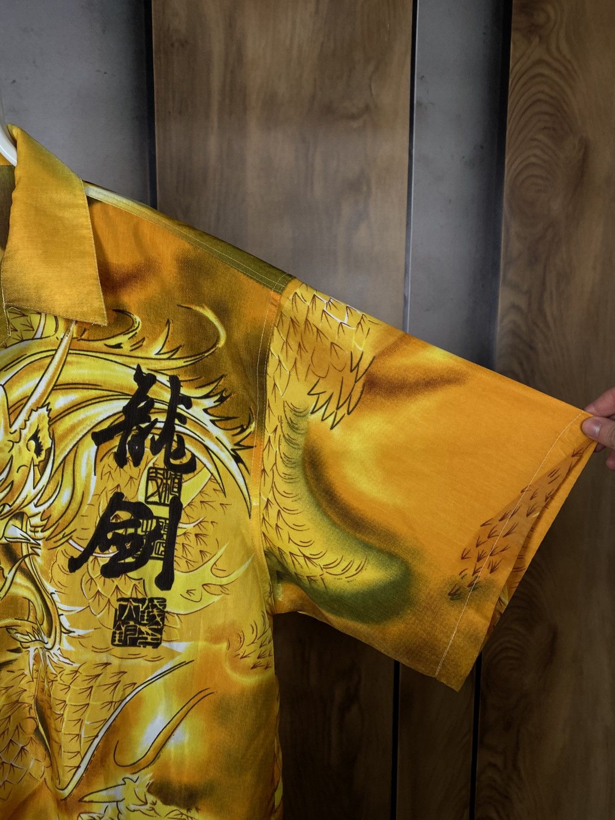 Japanese Brand 🐉Vintage 90s Shiry Short Sleeve Dragon Overprint Wan Guo🐉 Size US XL / EU 56 / 4 - 5 Thumbnail