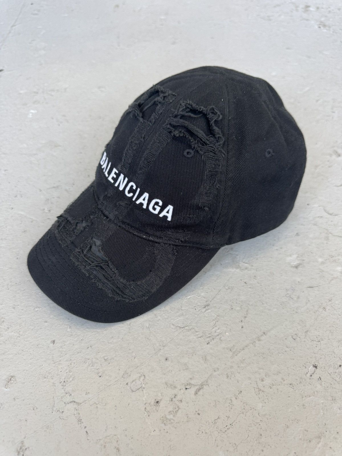 Balenciaga Balenciaga Distressed Sabotage Cap Size ONE SIZE - 2 Thumbnail