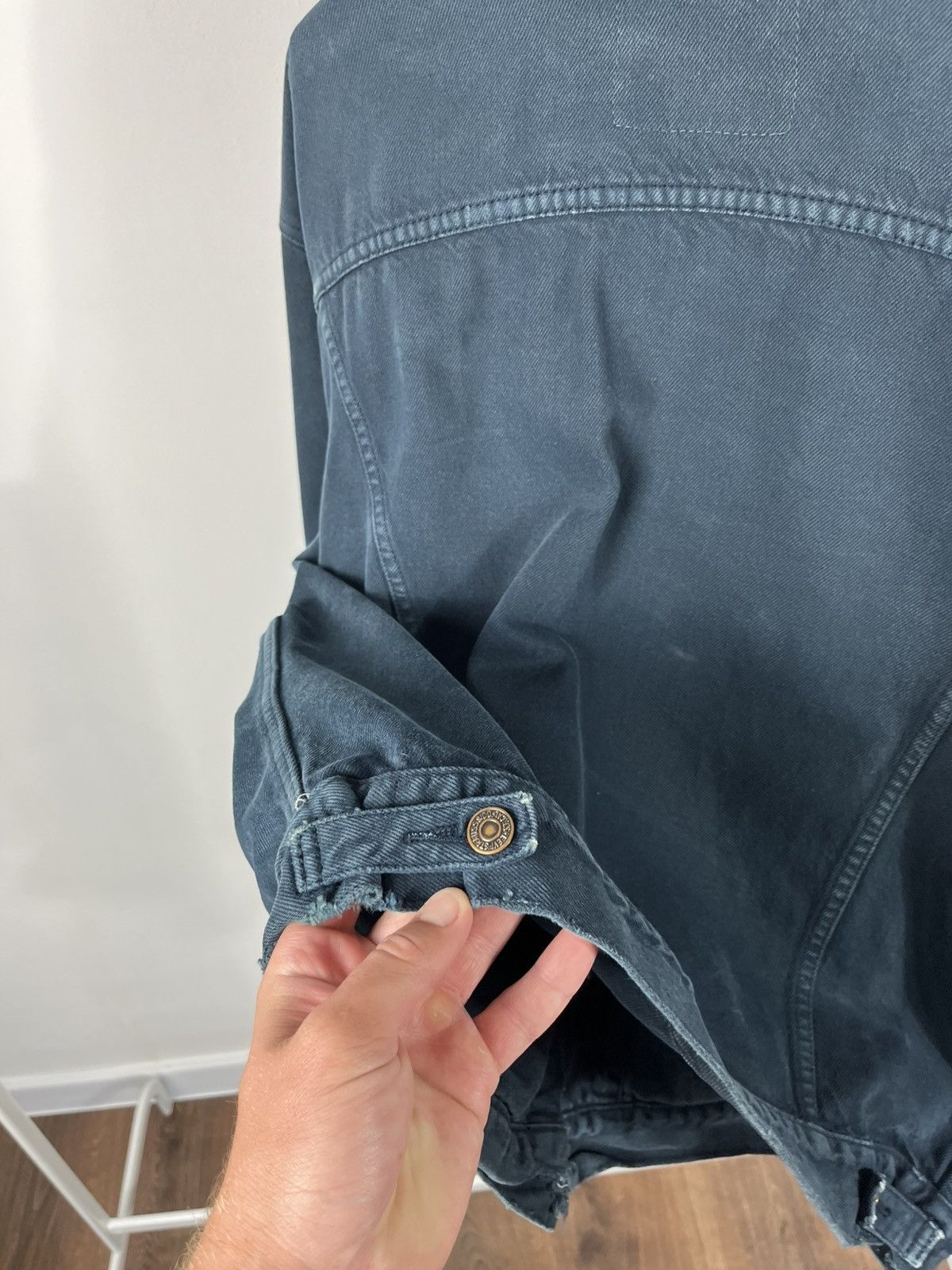 Levi's Vintage Levi’s Faded Green Denim Jacket Distressed Worn Look Size US L / EU 52-54 / 3 - 16 Thumbnail