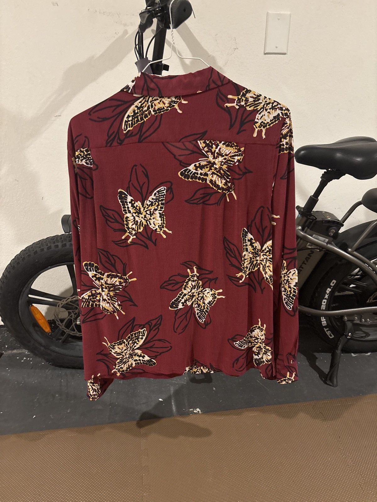 Stussy Maroon Red Butterfly Shirt Size US M / EU 48-50 / 2 - 2 Thumbnail