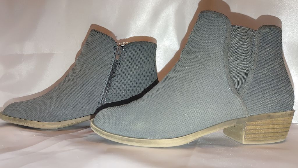 The Unbranded Brand Kensie Gerona Perforated Suede Ankle Bootie Suede Size 8M Size US 8 / IT 38 - 3 Thumbnail