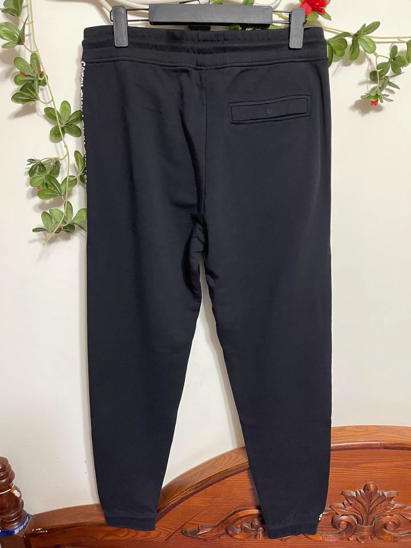 Marcelo Burlon Marcelo Burlon Side Taped Logo Sweatpants M Size US 32 / EU 48 - 3 Thumbnail