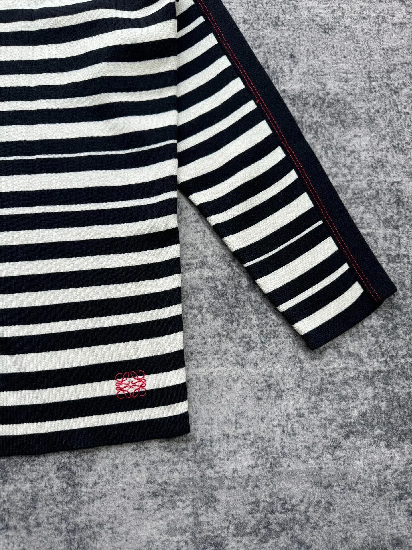 Loewe Loewe Striped Embroidered Logo Off-Shoulder Knit Top| Size US M / EU 48-50 / 2 - 3 Thumbnail