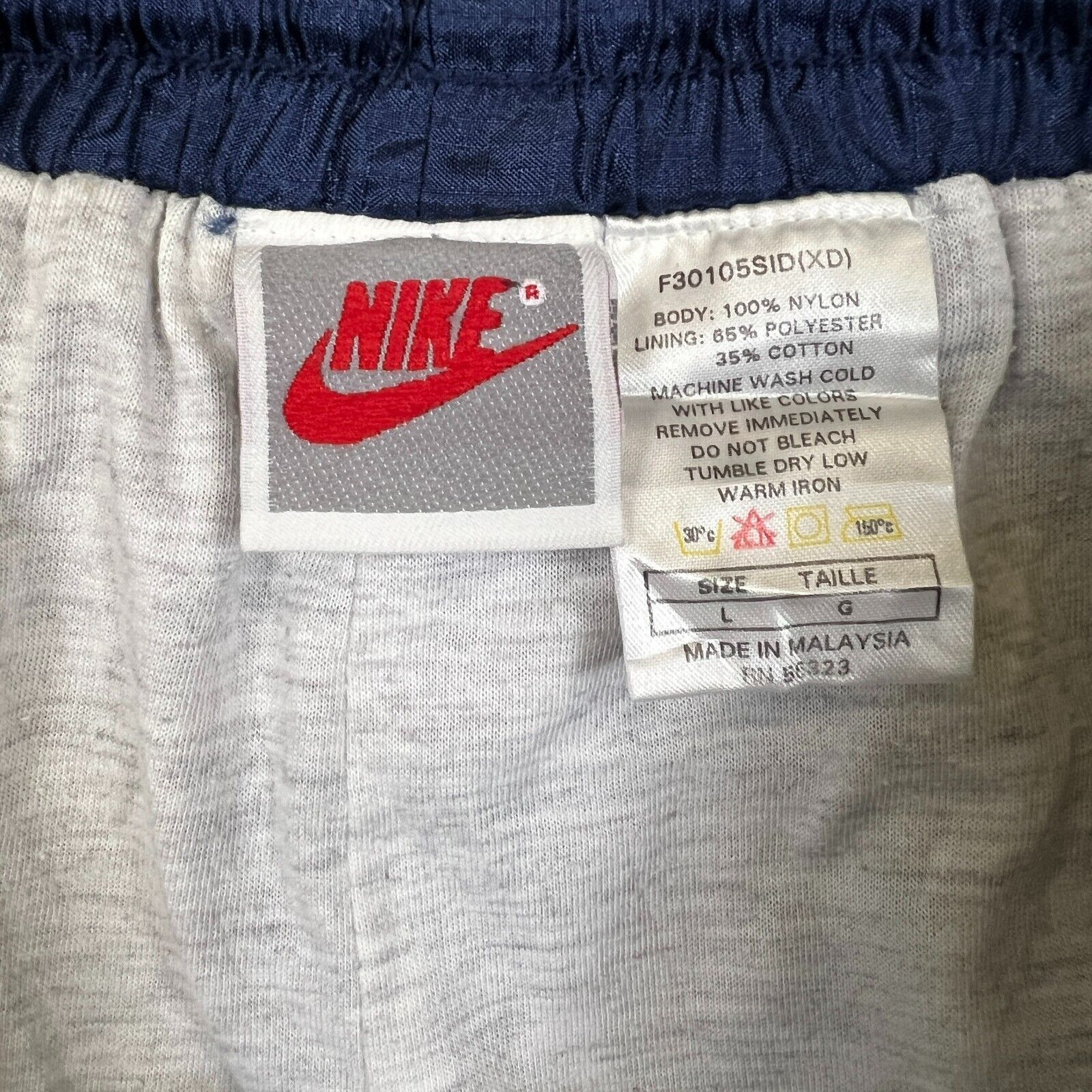 Nike × Vintage VTG Nike Track Pants Small Swoosh Windbreaker Athletic 80s Size US 28 / EU 44 - 9 Thumbnail