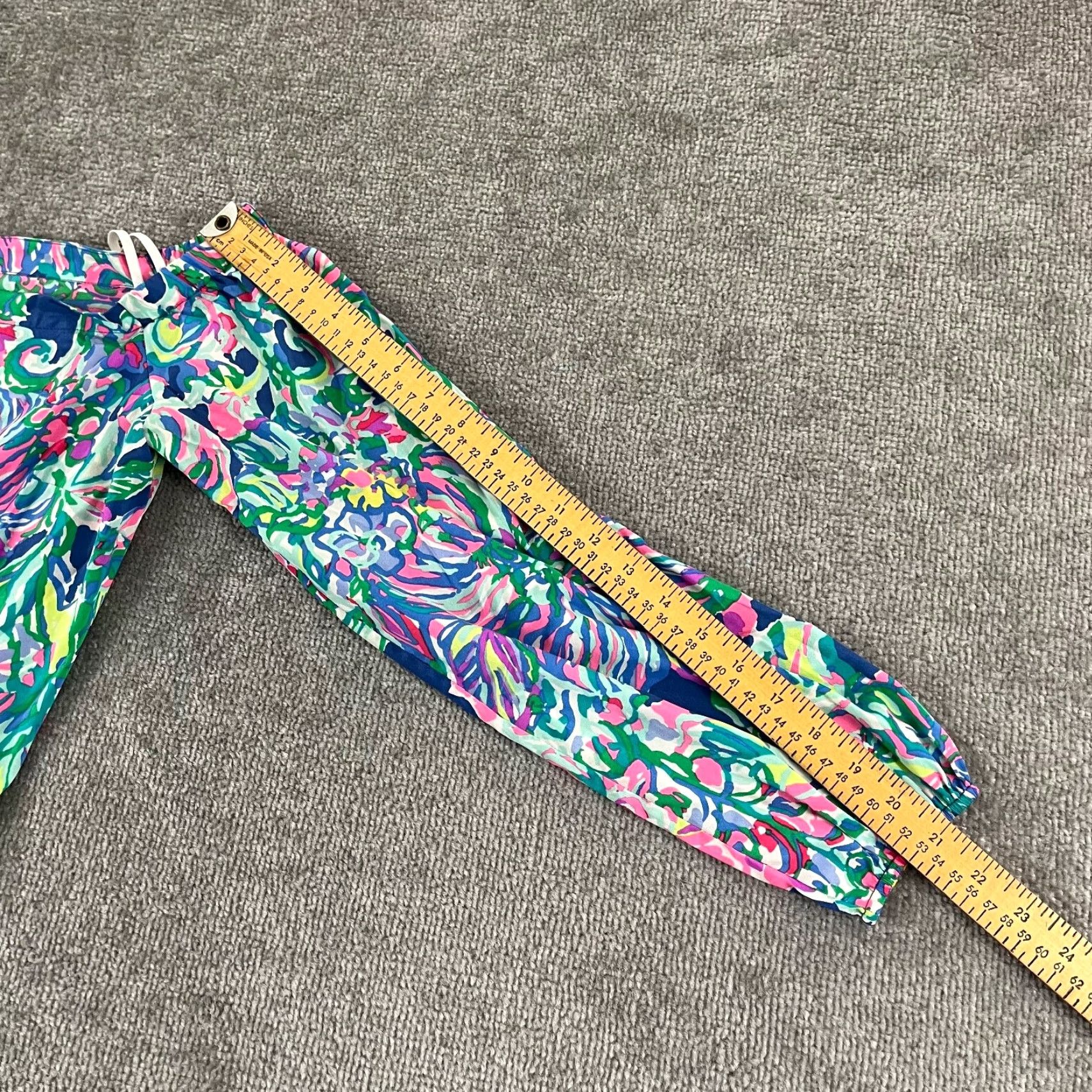Lilly Pulitzer Lilly Pulitzer Top Womens Small Adira Off Shoulder Stretch Silk Exotic Escapade Shirt Womens S Multicolor Floral 3/4 Sleeve Blouse Mens? No. Size S / US 4 / IT 40 - 5 Thumbnail