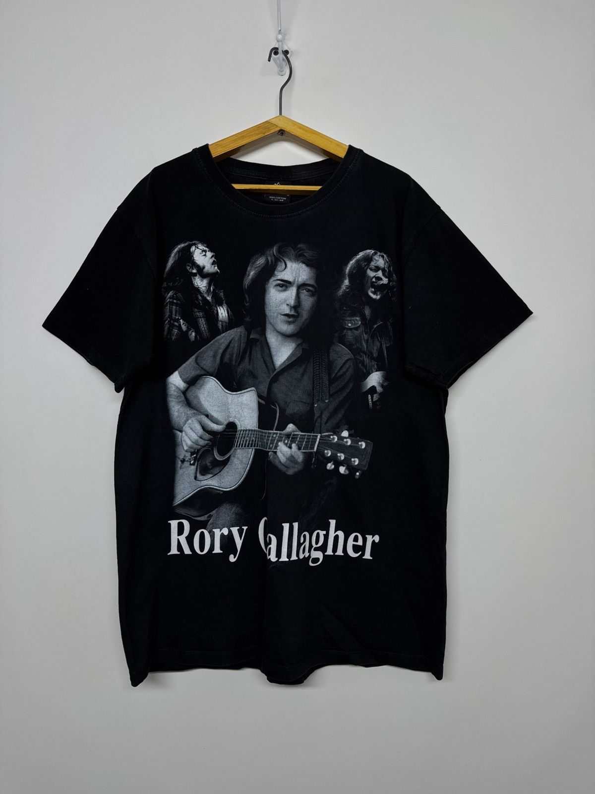 Vintage Vintage Y2k Rory Gallagher Rock Band T-Shirt Size US L / EU 52-54 / 3 - 3 Thumbnail