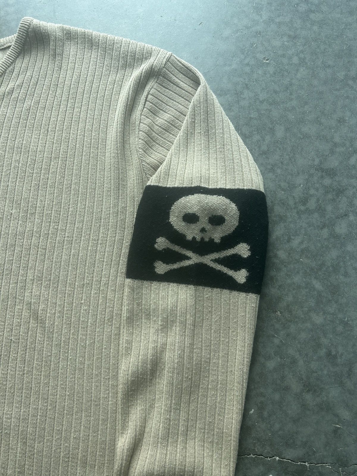 Vintage Vintage 90s Skull Sweater Boxy Cropped Fit Size US L / EU 52-54 / 3 - 4 Thumbnail
