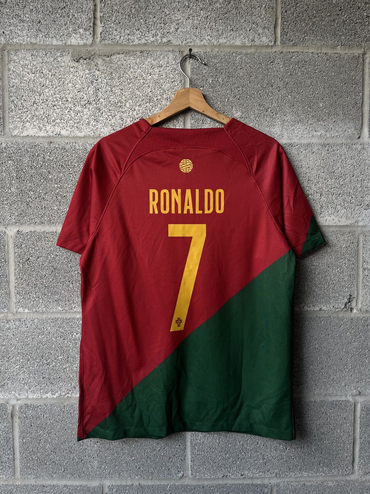 Nike × Vintage Nike Ronaldo Portugal 🇵🇹 National Soccer Futbol Jersey Kit Size US M / EU 48-50 / 2 - 2 Thumbnail