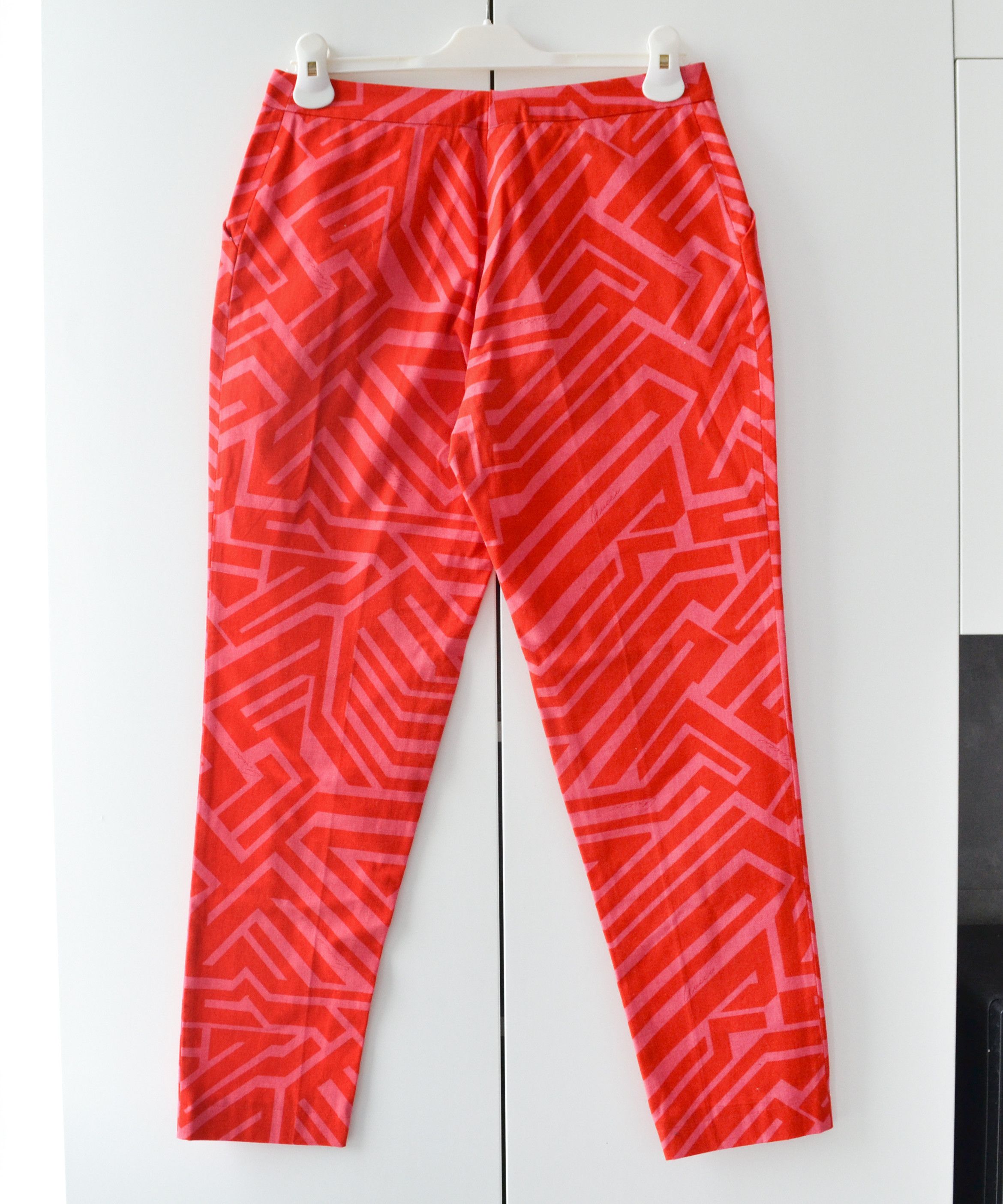 Gucci GUCCI Pants Trousers Pink Red Logo Print Cotton TOM FORD Size 28" / US 6 / IT 42 - 9 Thumbnail