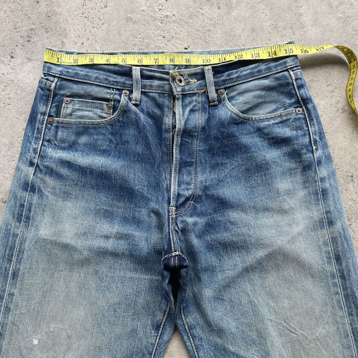 Jean × Paul Smith W31 Paul Smith Jeans Distressed Selvedge Faded Denim Pants Size US 31 - 5 Thumbnail