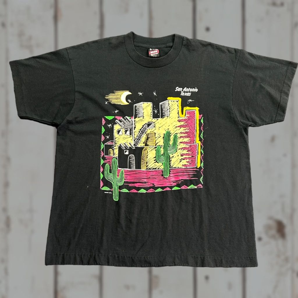 Vintage VINTAGE Best San Antonio Texas T Shirt XL Single Stitch 90s USA Halloween? Size US XL / EU 56 / 4 - 1 Thumbnail