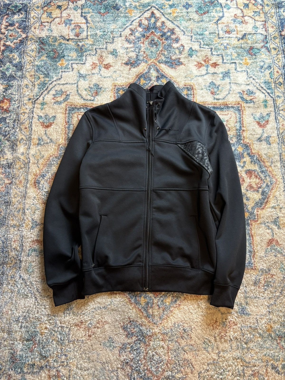 Nike ACG Nike ACG Black Zip-up Track Jacket Large Size L / US 10 / IT 46 - 1 Thumbnail