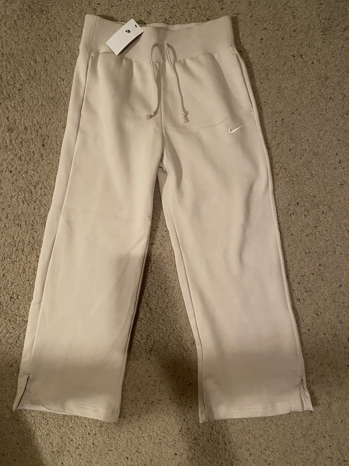 Nike Nike Cream Wide Leg Sweatpants Size 28" / US 6 / IT 42 - 9 Thumbnail